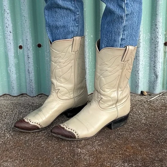 Tony Lama vintage snake skin and leather boots sz 8.5 - Picture 2 of 16